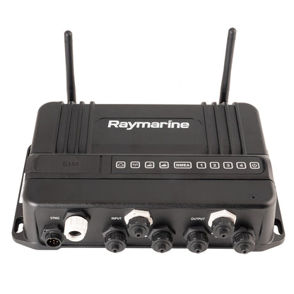 Raymarine YachtSense™ Link Marine Mobile Router - image 2